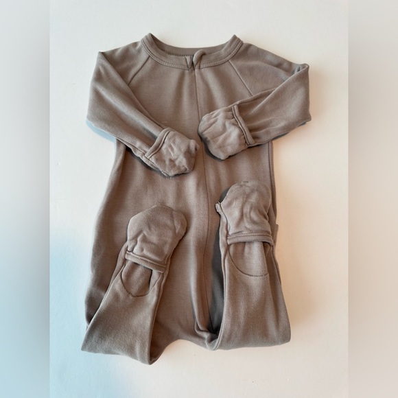 Goumi Baby Footie 0-3 Months | Bamboo & Organic Cotton - Picture 5 of 7